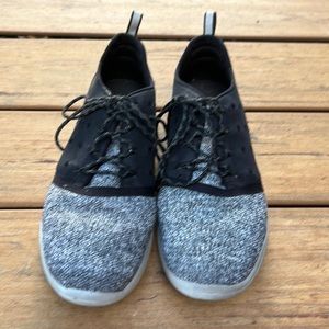 Under Armour Charged s-I1200  size 11 Men’s